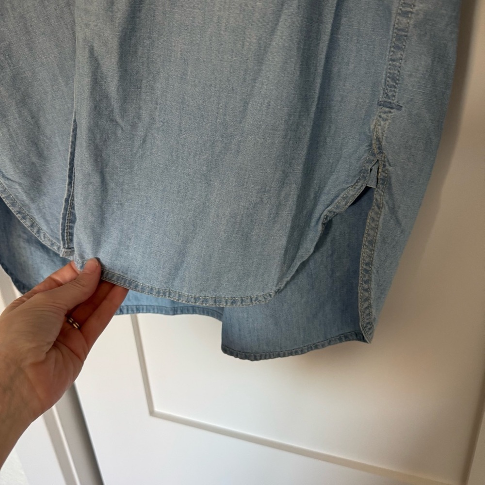 J. Crew Relaxed-fit Chambray Shirt Size 6 - Picture 4 of 7